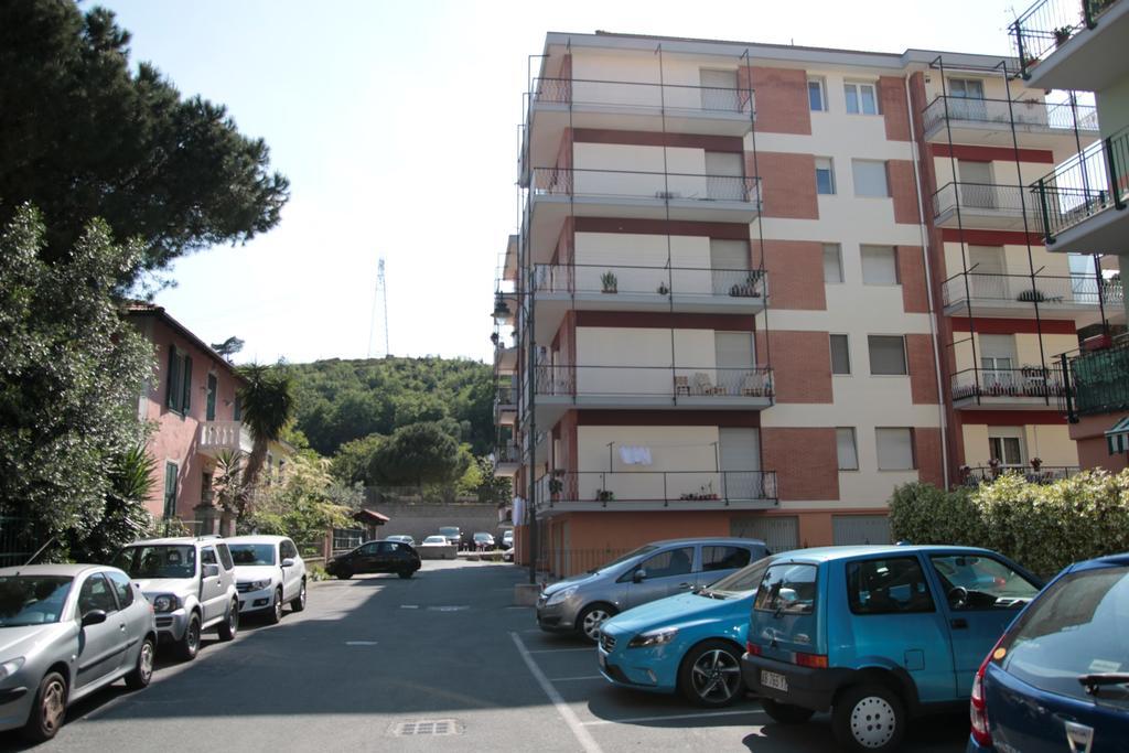 House Argia By Holiday World Apartamento Savona Exterior foto